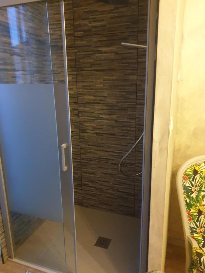 La Maison Porte Bonheur Chantelle ภายนอก รูปภาพ