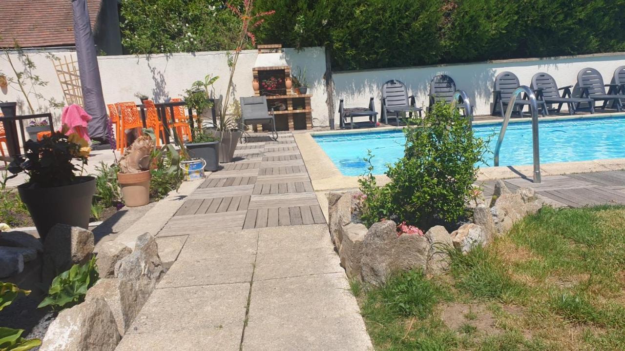 La Maison Porte Bonheur Chantelle ภายนอก รูปภาพ